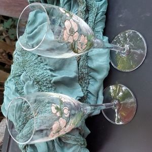 Perrier-Jouet Champagne glasses pair 2 - Painted Anenome Flower Gold pink white